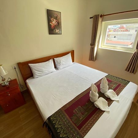 Phnom Penh Le Vincent Hotel Екстериор снимка