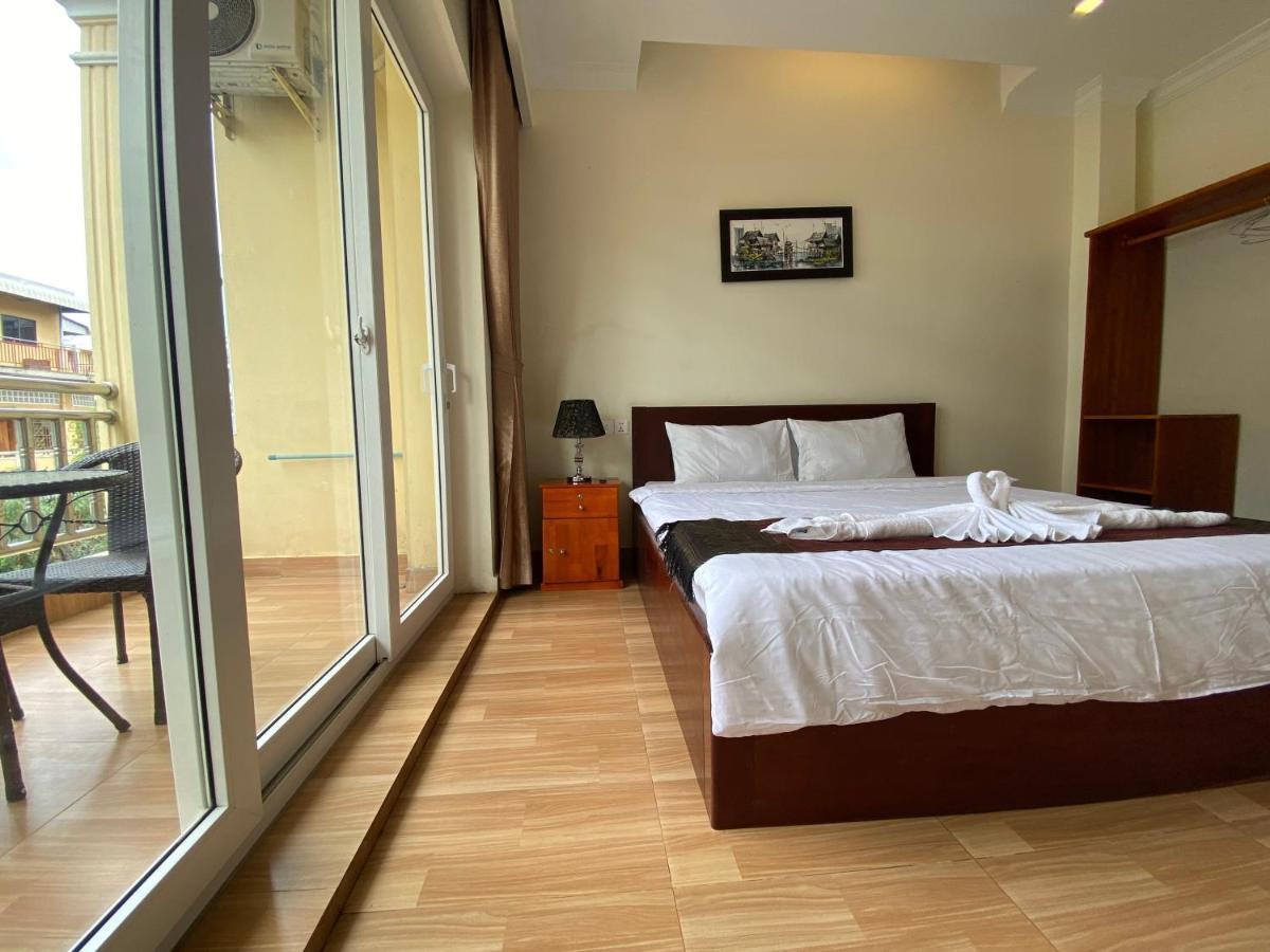 Phnom Penh Le Vincent Hotel Екстериор снимка