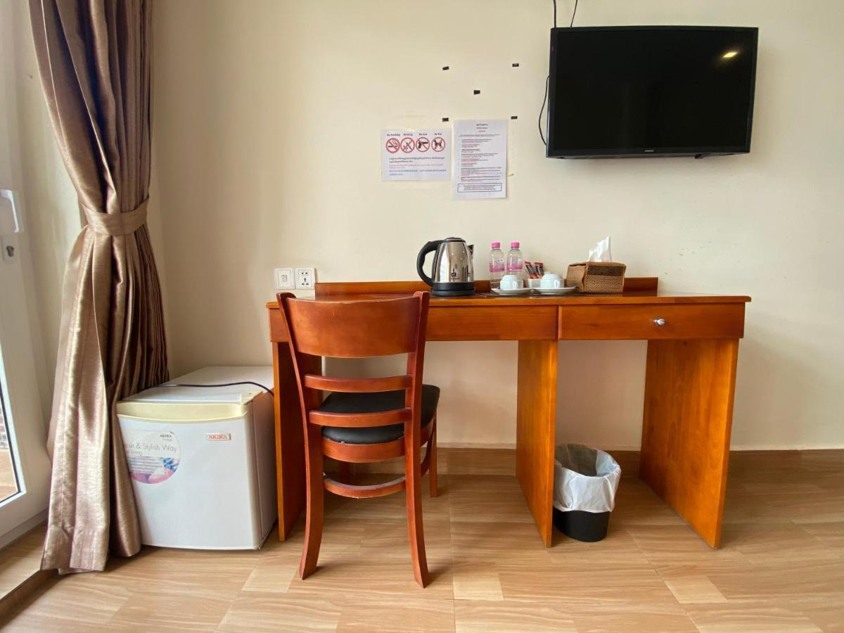 Phnom Penh Le Vincent Hotel Екстериор снимка