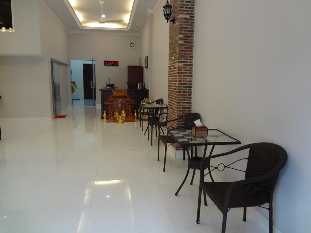 Phnom Penh Le Vincent Hotel Екстериор снимка