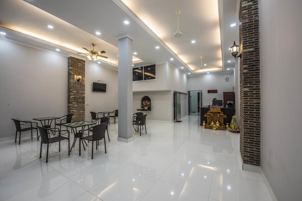 Phnom Penh Le Vincent Hotel Екстериор снимка