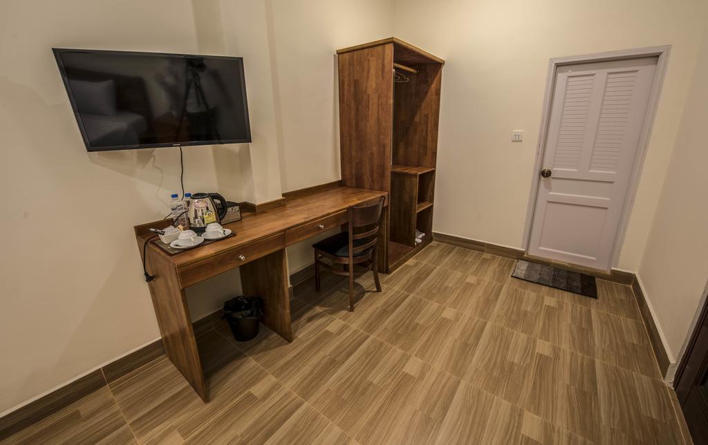 Phnom Penh Le Vincent Hotel Екстериор снимка