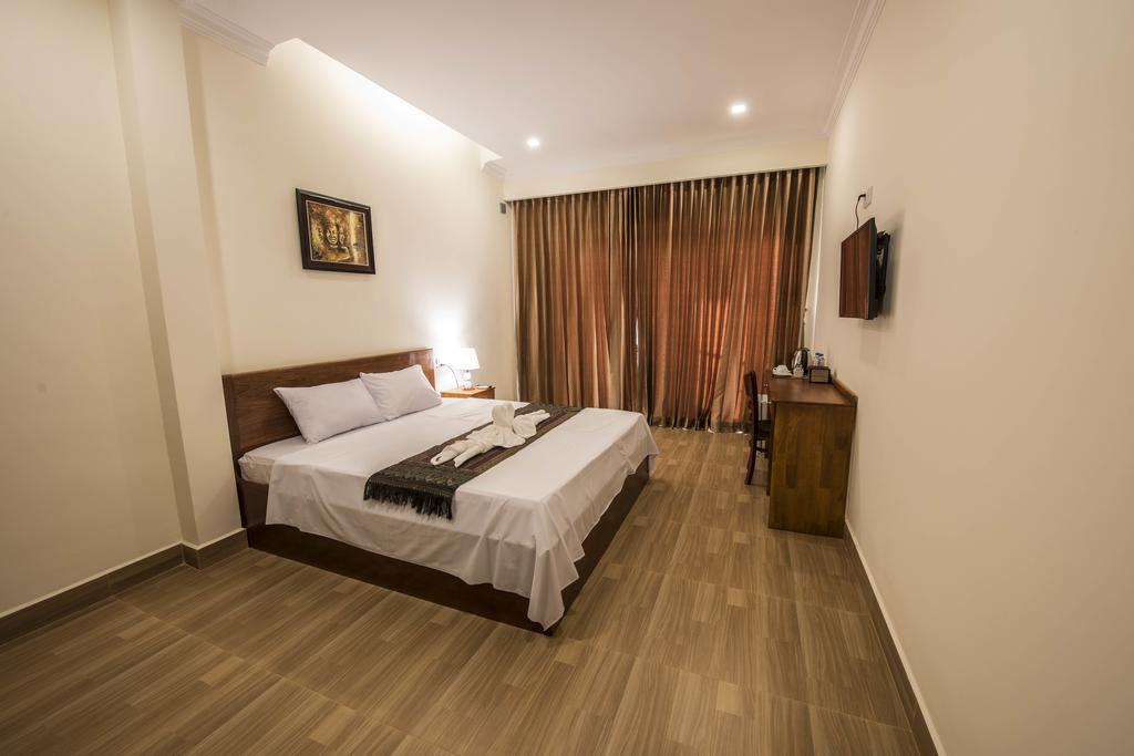 Phnom Penh Le Vincent Hotel Екстериор снимка