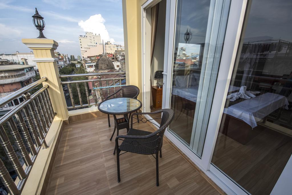 Phnom Penh Le Vincent Hotel Екстериор снимка